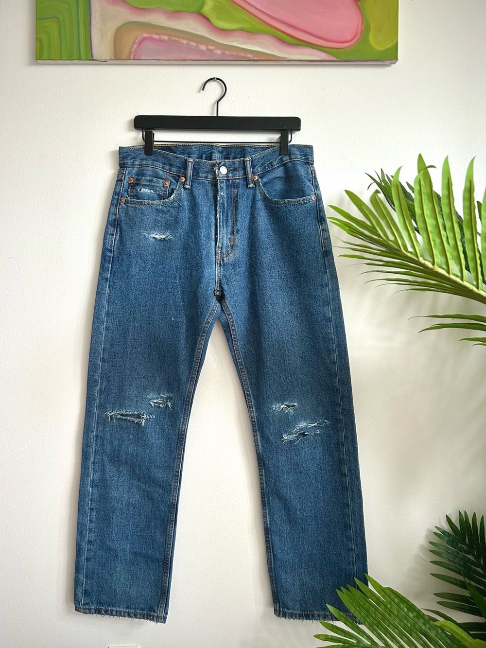 Y2K Levi’s Distressed 505 Medium Wash Jeans